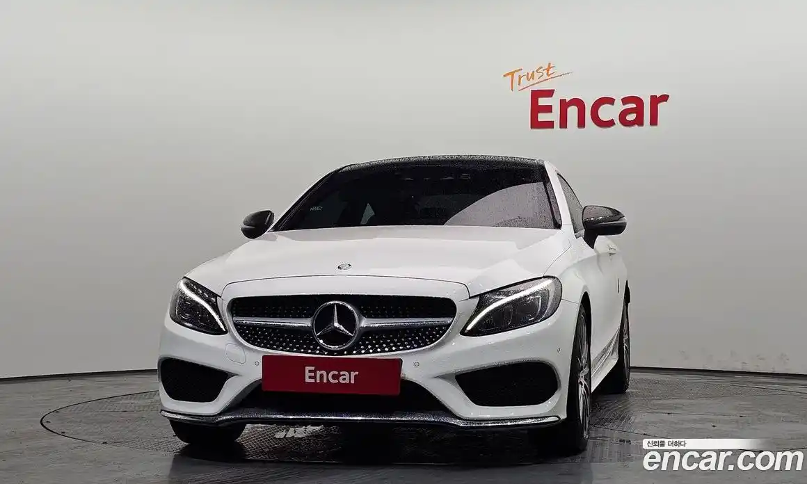 Mercedes-Benz C-Class 2016 2.0 гидро, фото 3 Mercedes-Benz C-Class 2016 2.0 гидро, фото 3
