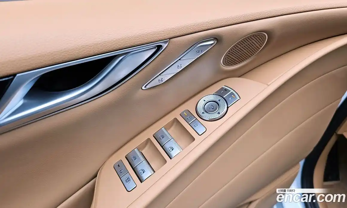 Genesis G80 2024 2.5 автомат (гидро), фото 24