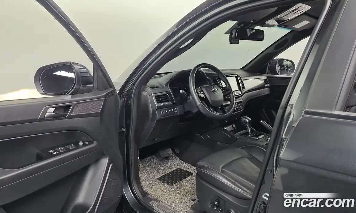 SsangYong Rexton 2023 2.2 автомат (гидро), фото 13