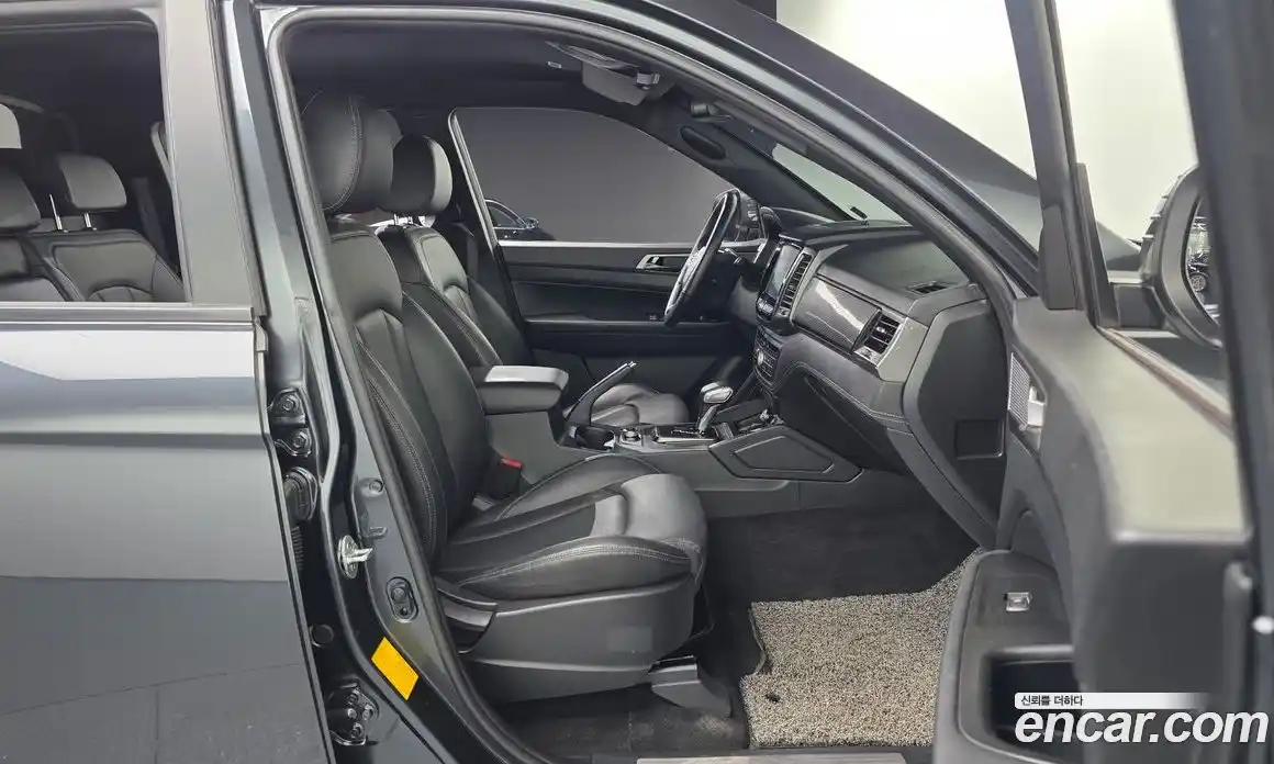 SsangYong Rexton 2023 2.2 автомат (гидро), фото 16