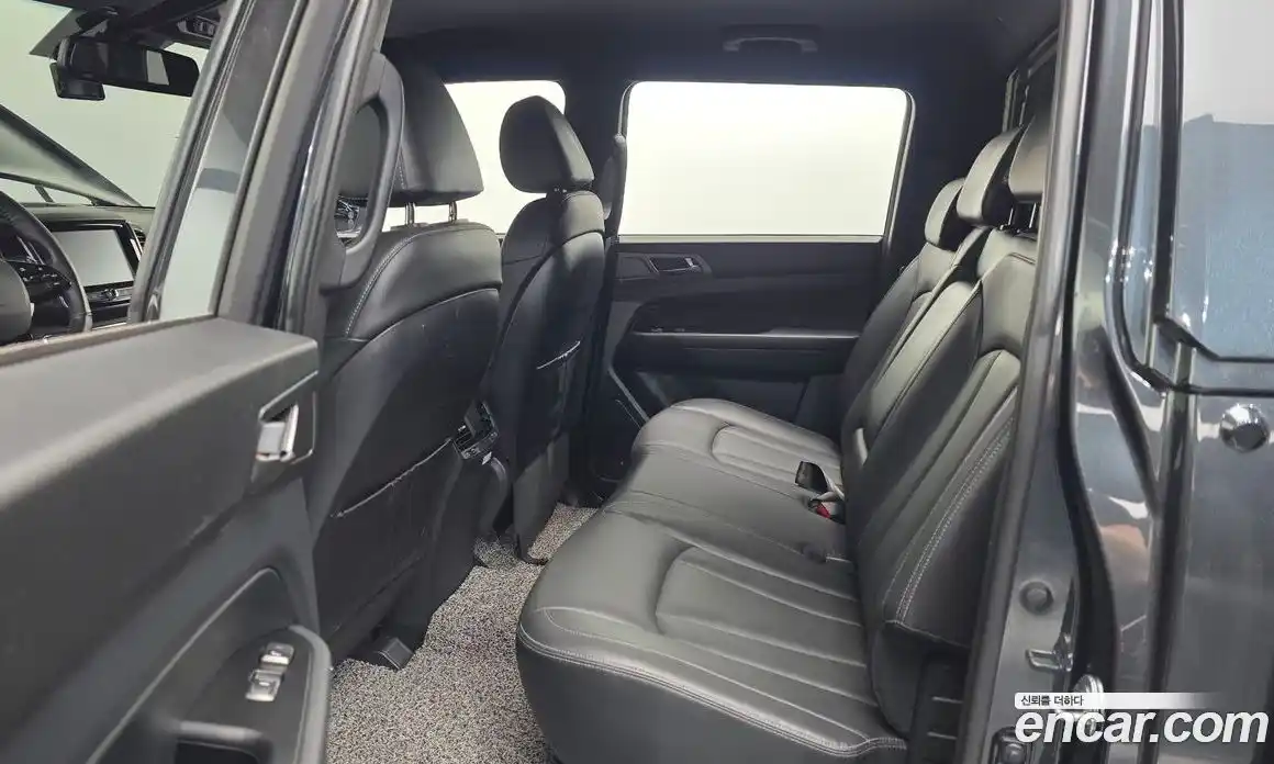 SsangYong Rexton 2023 2.2 автомат (гидро), фото 17