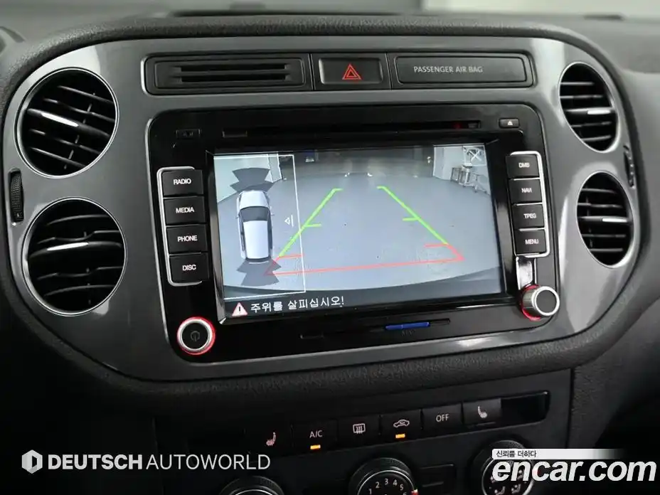 Volkswagen Tiguan 2015 2.0 автомат (гидро), фото 15