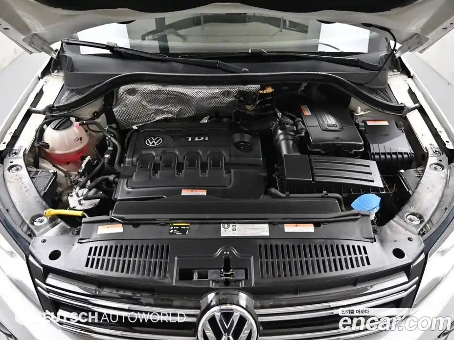 Volkswagen Tiguan 2015 2.0 автомат (гидро), фото 6