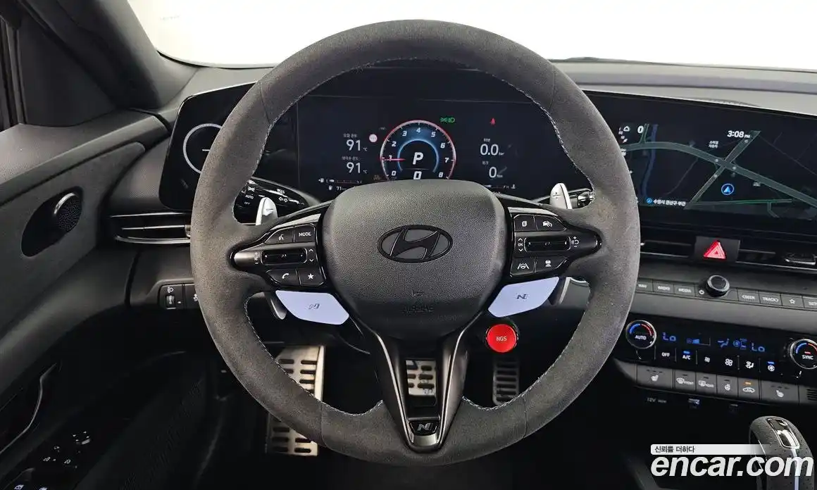 Hyundai Avante 2023 2.0 автомат (гидро), фото 13