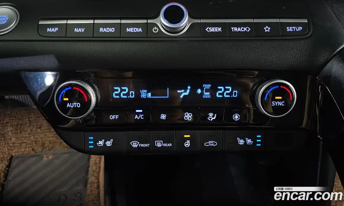 Hyundai Avante 2023 1.6 автомат (гидро), фото 31