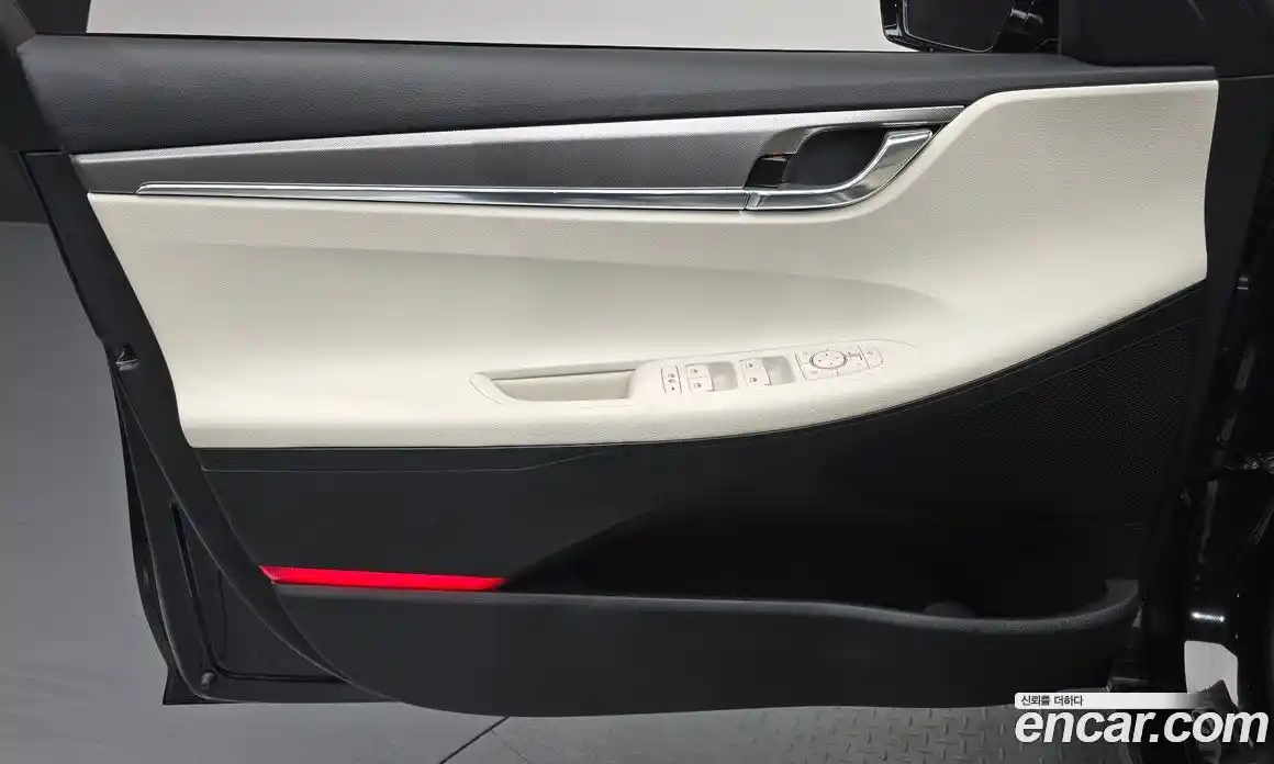 Hyundai Grandeur 2022 2.5 автомат (гидро), фото 14