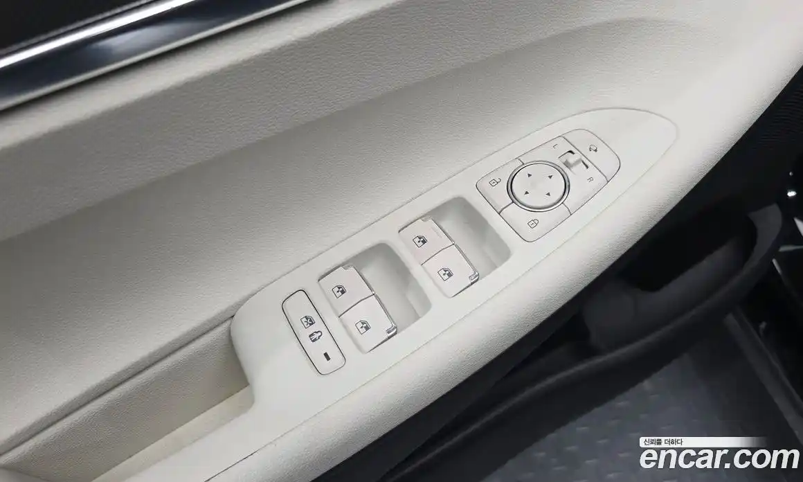 Hyundai Grandeur 2022 2.5 автомат (гидро), фото 28