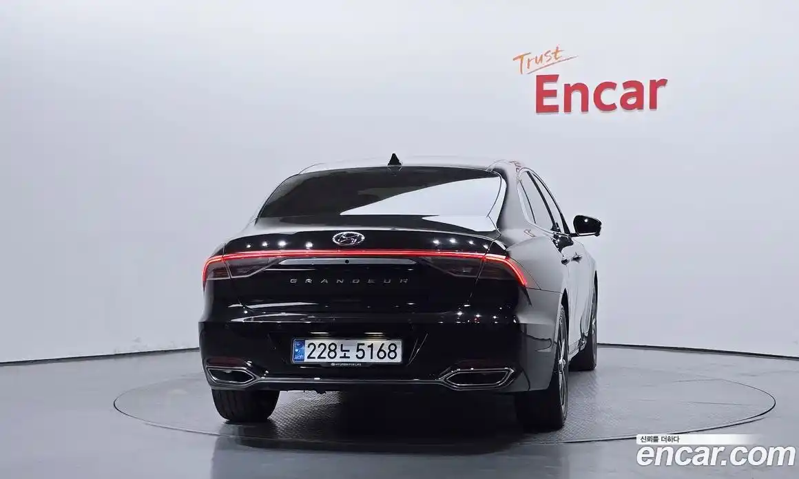 Hyundai Grandeur 2022 2.5 автомат (гидро), фото 4