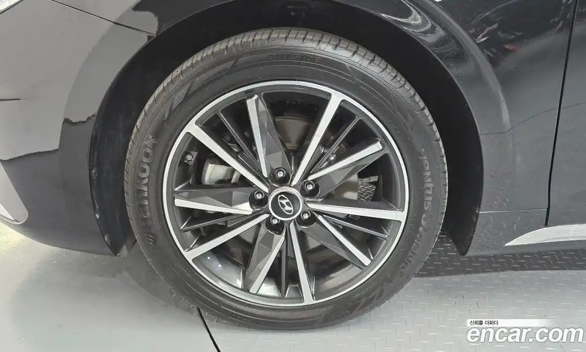 Hyundai Grandeur 2022 2.5 автомат (гидро), фото 5