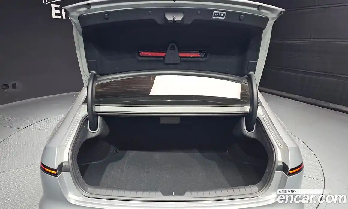 Hyundai Grandeur 2023 3.5 автомат (гидро), фото 19