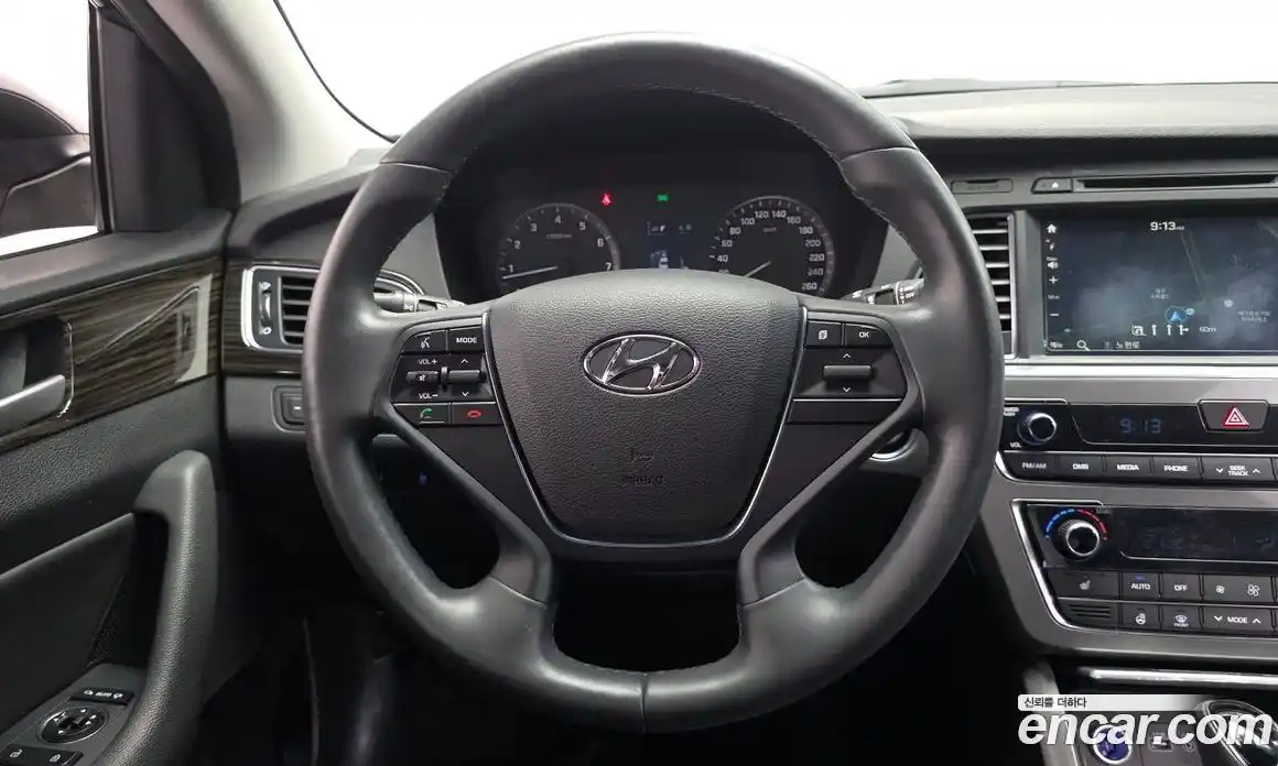 Hyundai Sonata 2016 2.0 автомат (гидро), фото 19