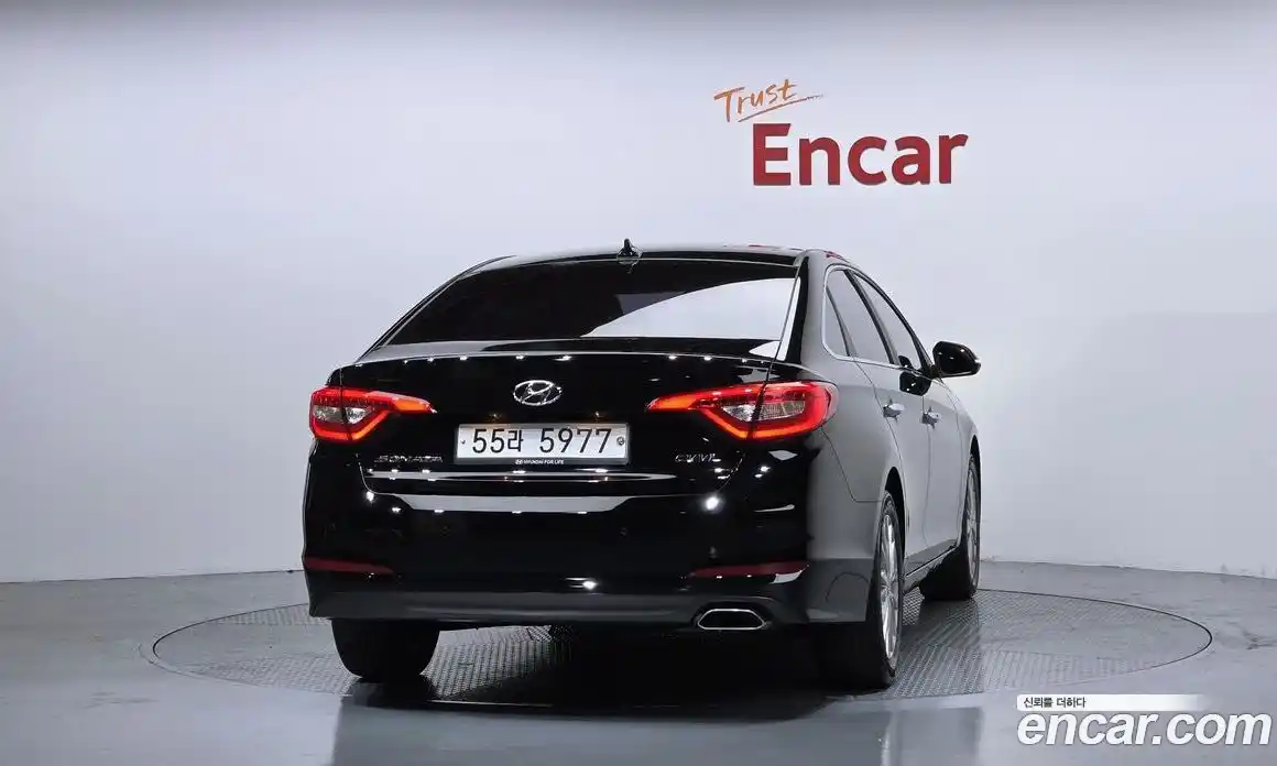 Hyundai Sonata 2016 2.0 автомат (гидро), фото 4
