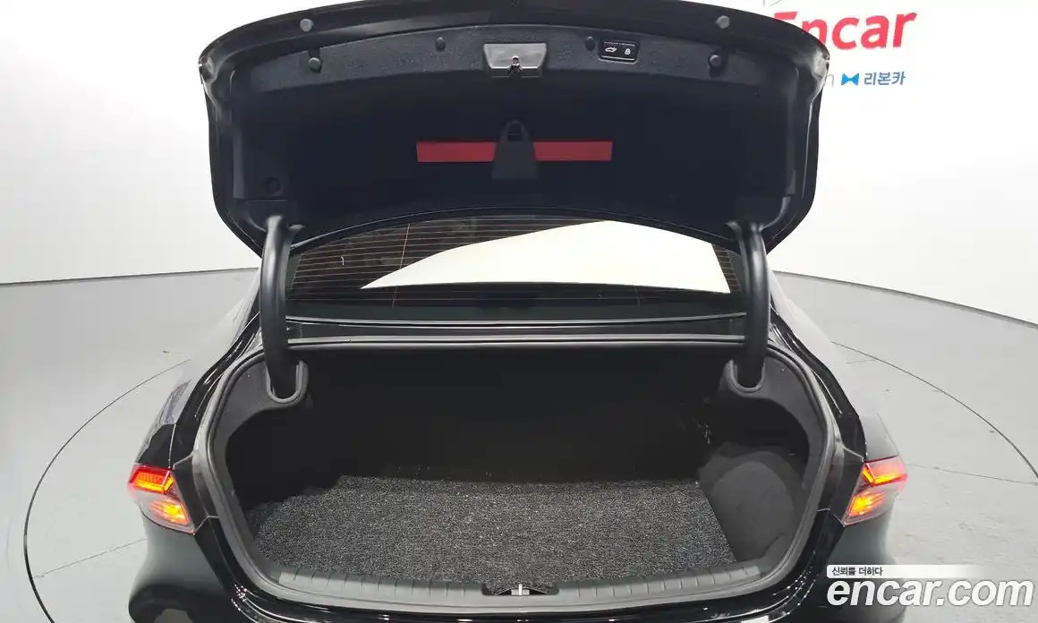 Hyundai Grandeur 2021 2.4 автомат (гидро), фото 26