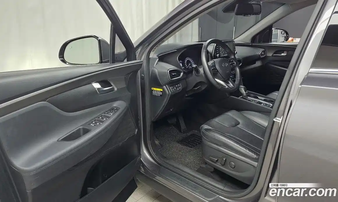 Hyundai Santa Fe 2018 2.0 автомат (гидро), фото 13