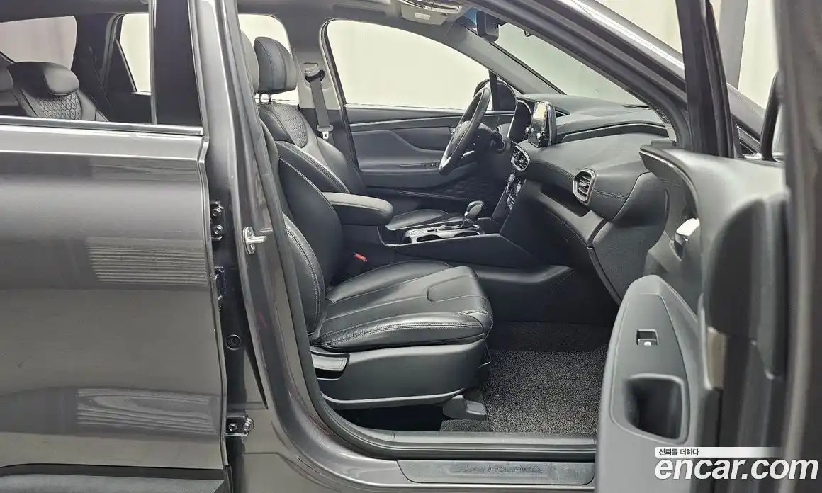 Hyundai Santa Fe 2018 2.0 автомат (гидро), фото 16