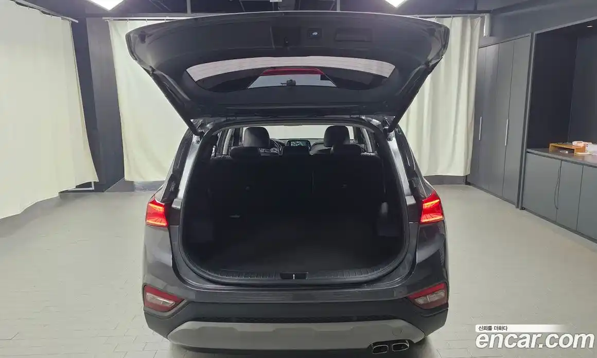 Hyundai Santa Fe 2018 2.0 автомат (гидро), фото 22