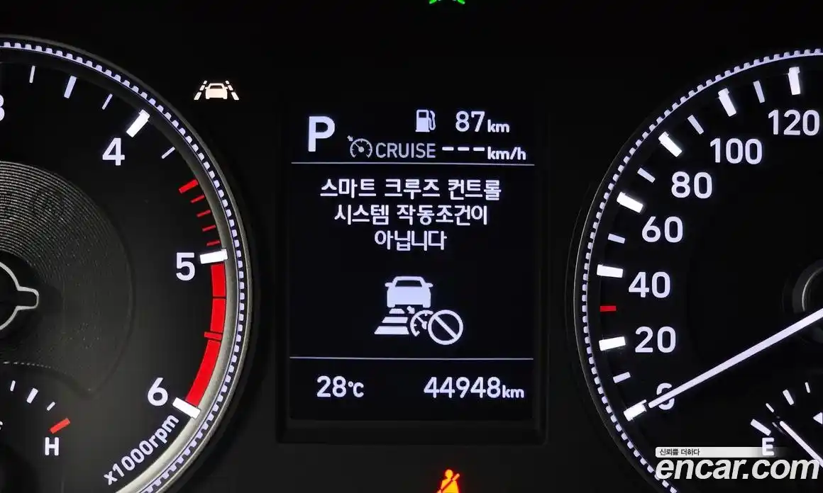 Hyundai Santa Fe 2018 2.0 автомат (гидро), фото 23