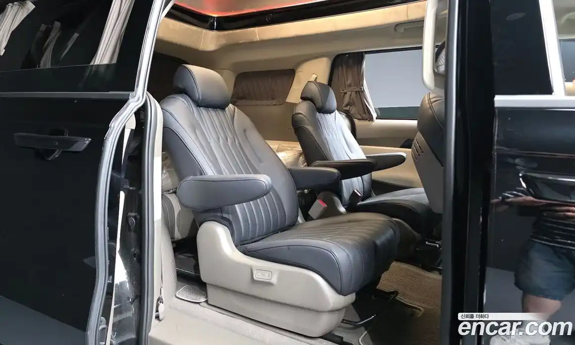 Kia Carnival 2026 1.6 автомат (гидро), фото 18