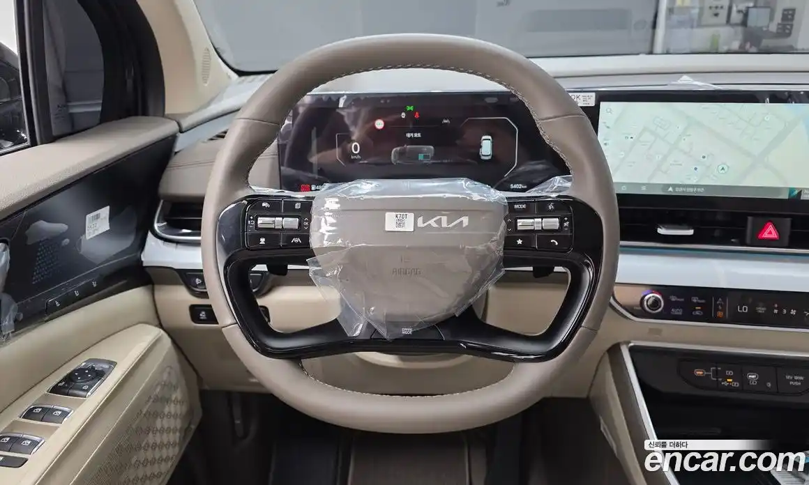 Kia Carnival 2025 1.6 автомат (гидро), фото 21
