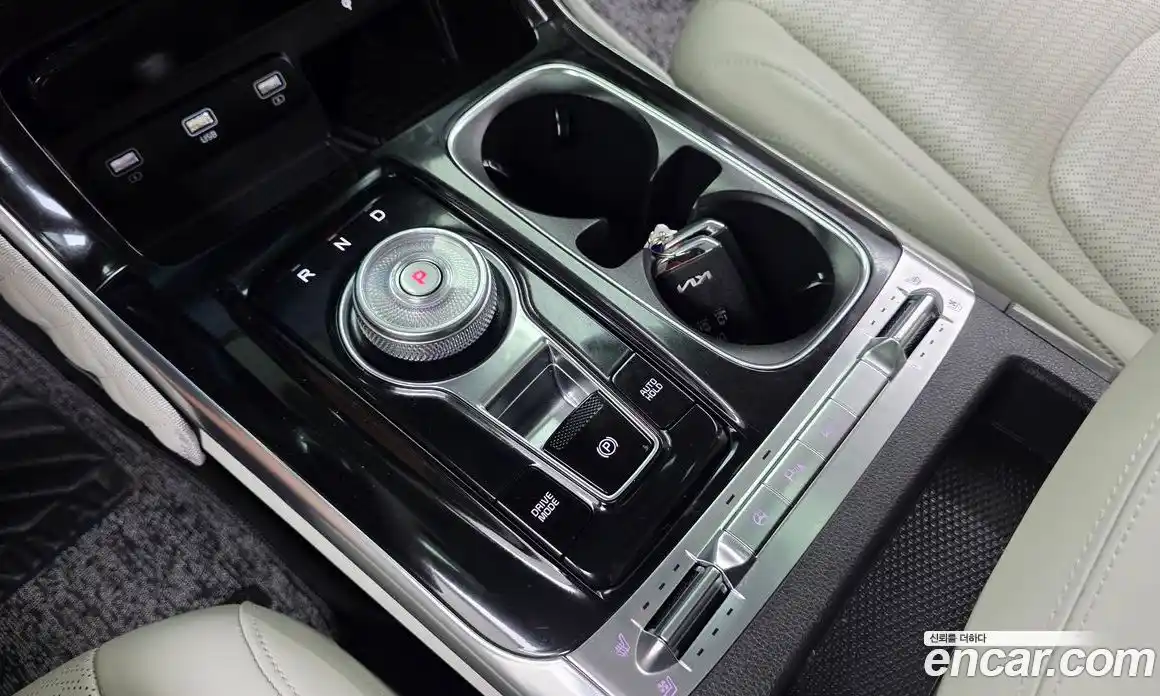 Kia Carnival 2022 3.5 автомат (гидро), фото 12
