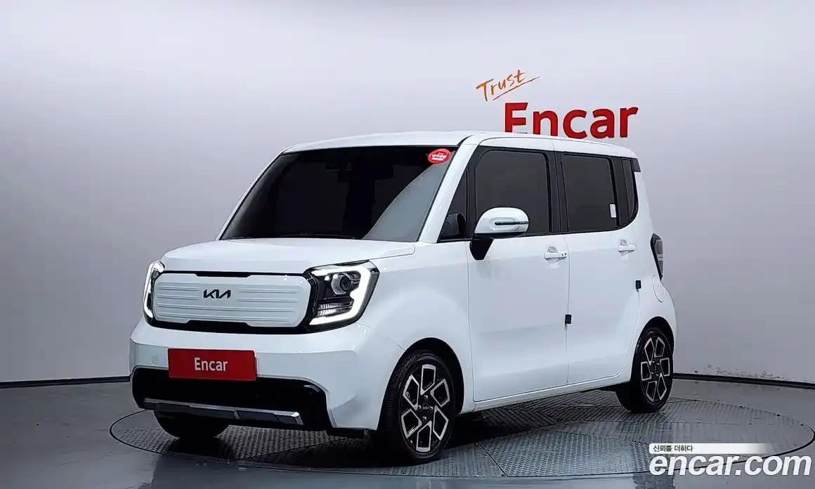 Kia Ray 2023 1.0 автомат (гидро), фото 1