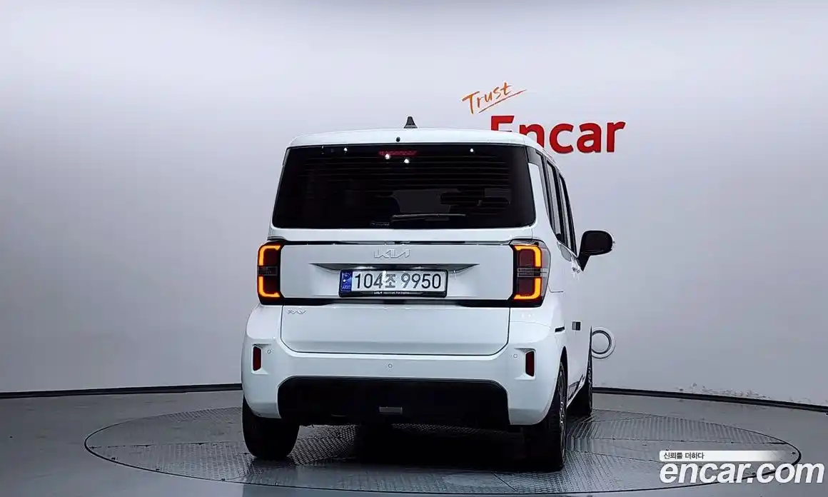 Kia Ray 2023 1.0 автомат (гидро), фото 4