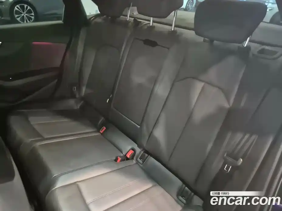 Audi A4 2023 2.0 автомат (гидро), фото 13