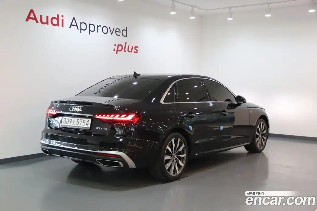Audi A4 2023 2.0 автомат (гидро), фото 2