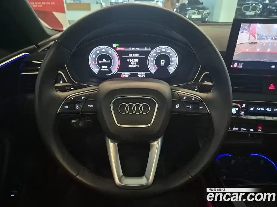 Audi A4 2023 2.0 автомат (гидро), фото 8