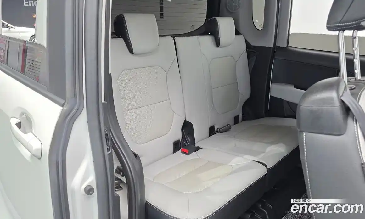 Kia Ray 2024 0.1 автомат (гидро), фото 17