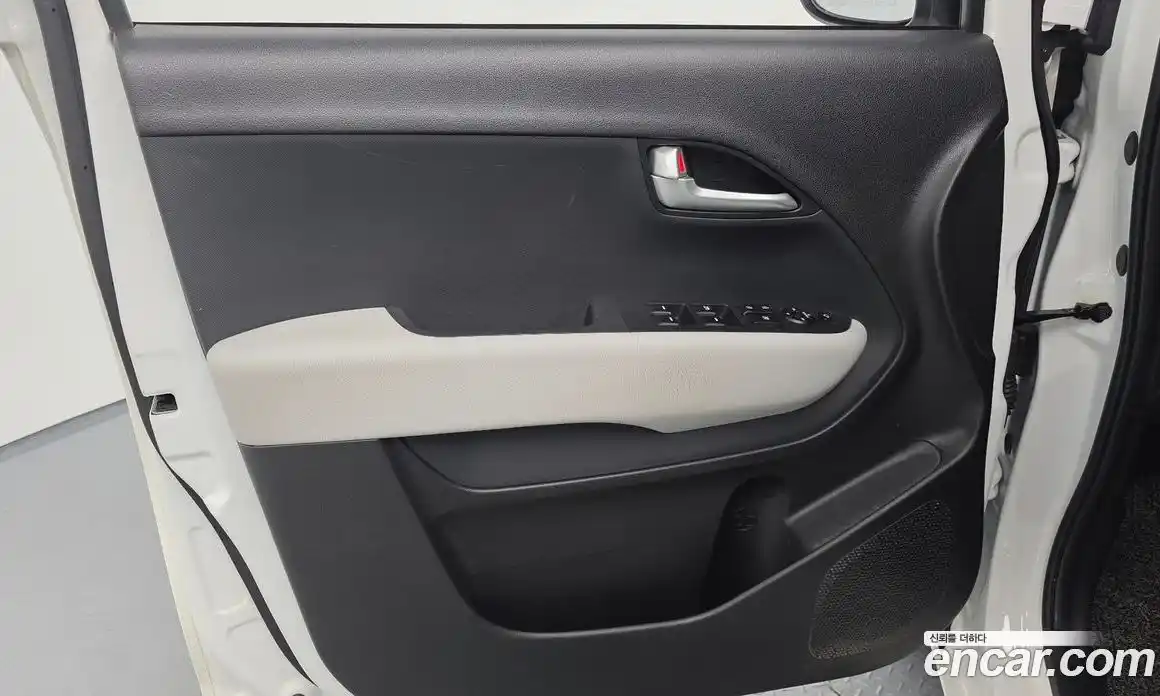 Kia Ray 2024 0.1 автомат (гидро), фото 27