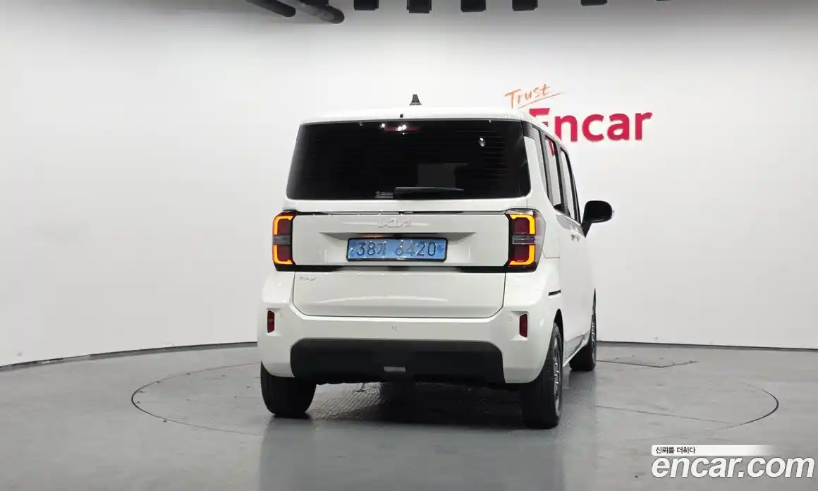 Kia Ray 2024 0.1 автомат (гидро), фото 4