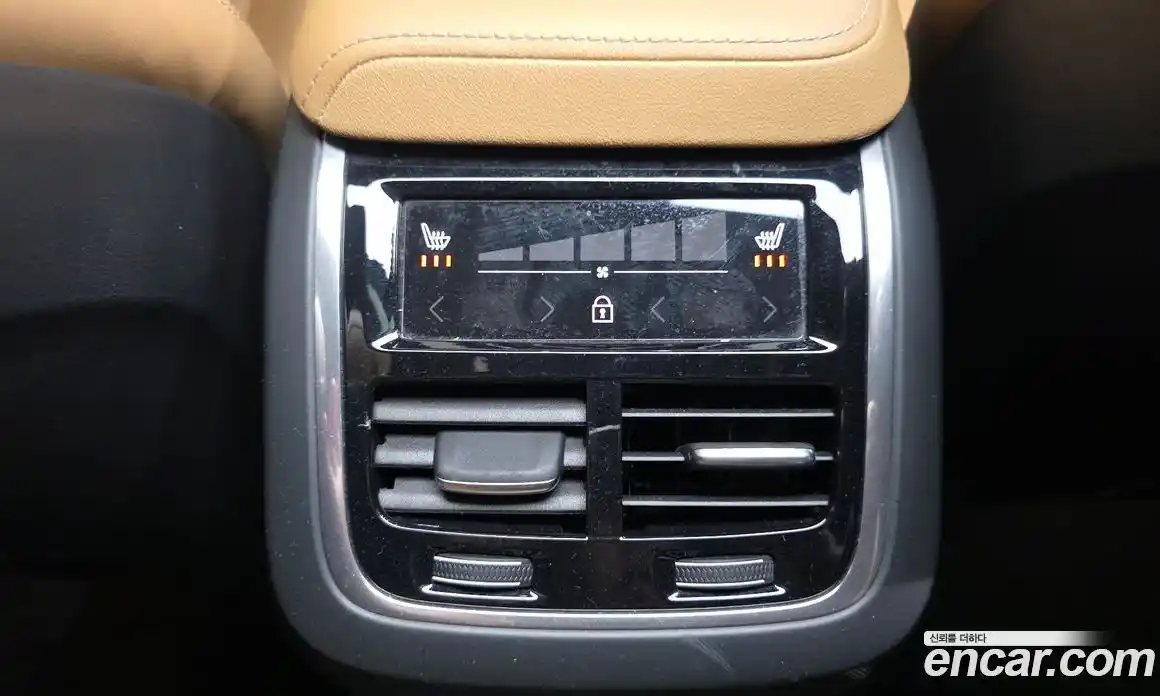 Volvo V60 2021 2.0 автомат (гидро), фото 25