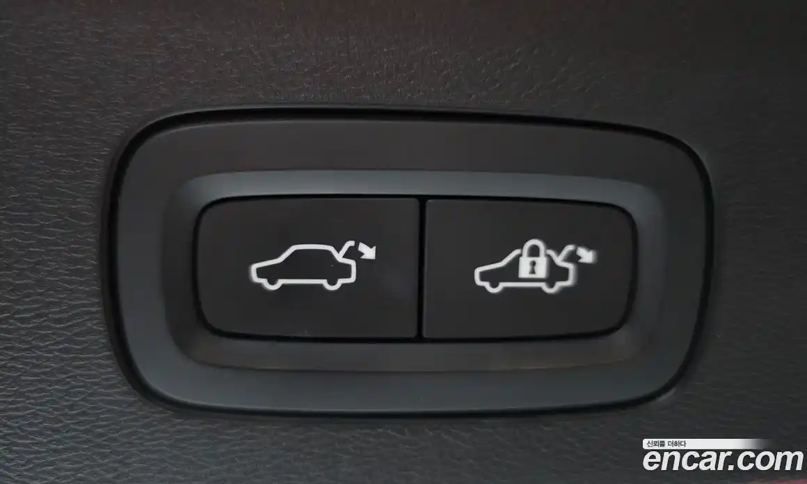 Volvo V60 2021 2.0 автомат (гидро), фото 27