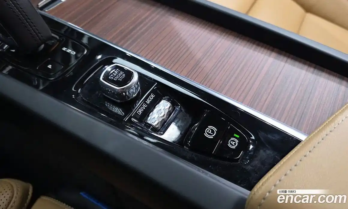 Volvo V60 2021 2.0 автомат (гидро), фото 29