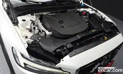 Volvo V60 2021 2.0 автомат (гидро), миниатюра 6