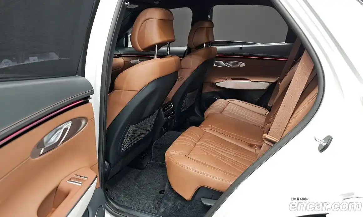 Genesis GV70 2025 2.5 автомат (гидро), фото 17