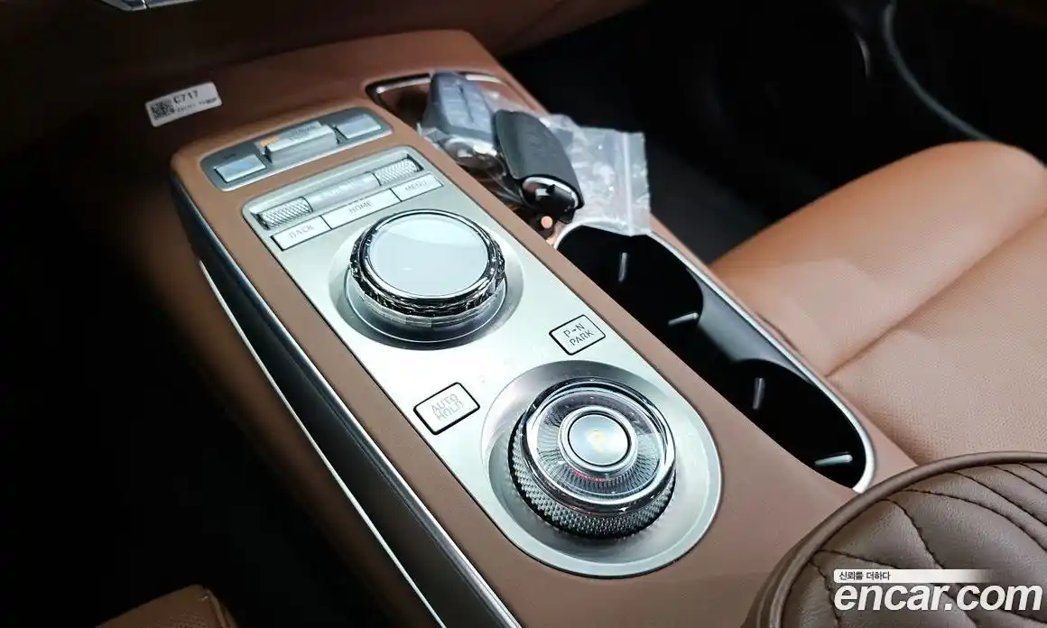 Genesis GV70 2023 2.5 автомат (гидро), фото 12