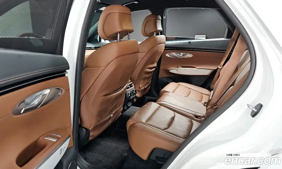 Genesis GV70 2023 2.5 автомат (гидро), фото 17