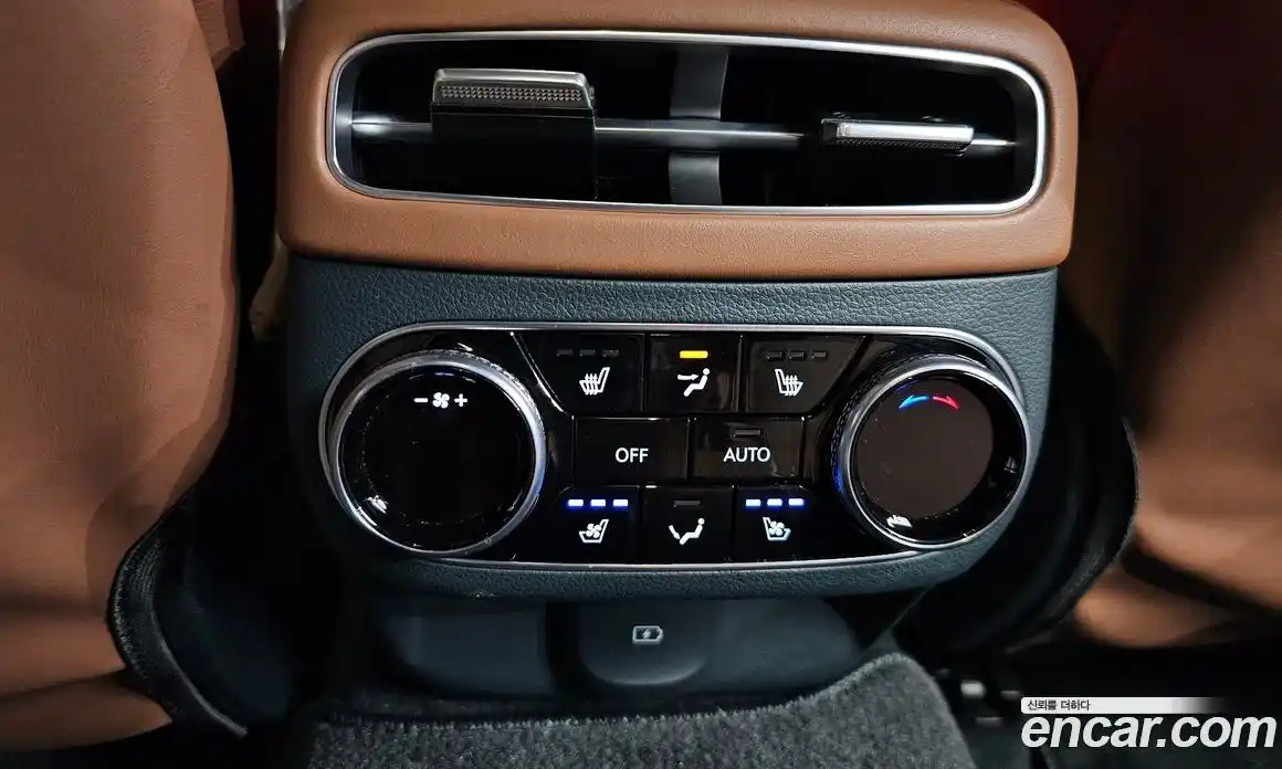 Genesis GV70 2023 2.5 автомат (гидро), фото 22