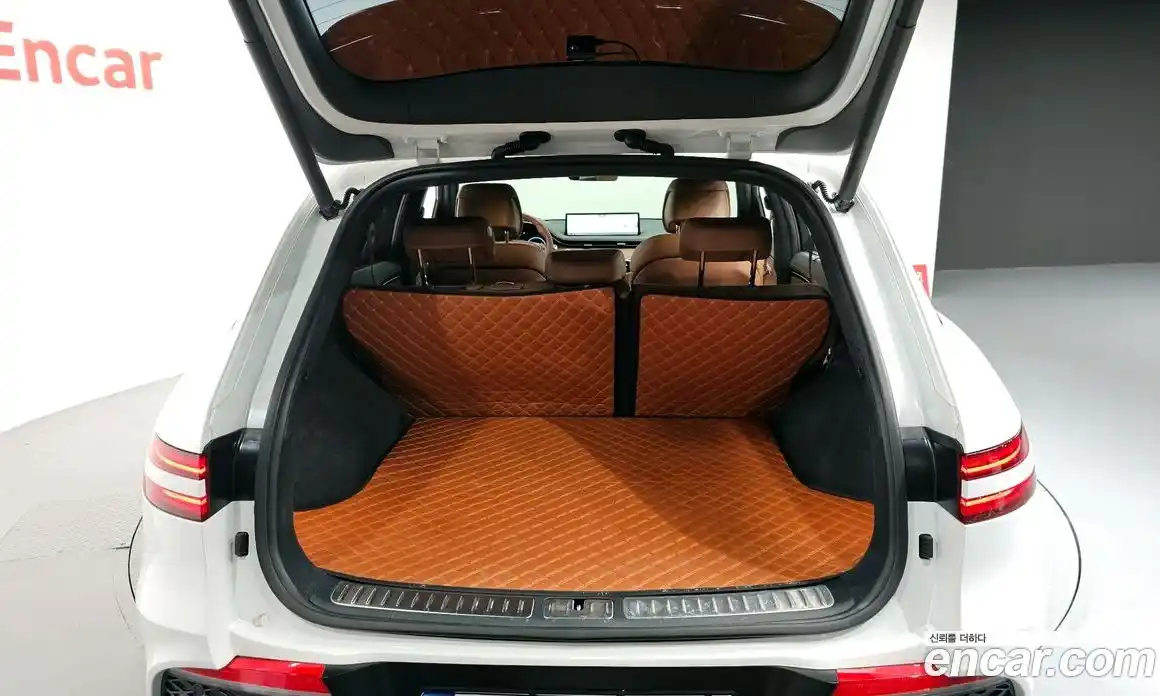 Genesis GV70 2023 2.5 автомат (гидро), фото 24