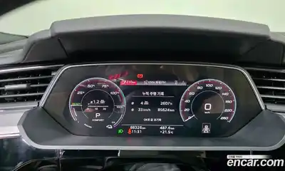 Audi e-tron 2021 0.2 автомат (гидро), миниатюра 11