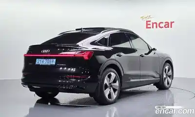 Audi e-tron 2021 0.2 автомат (гидро), миниатюра 2