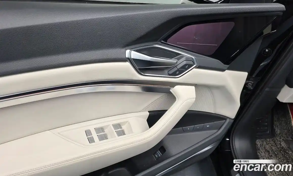 Audi e-tron 2021 0.2 автомат (гидро), фото 26