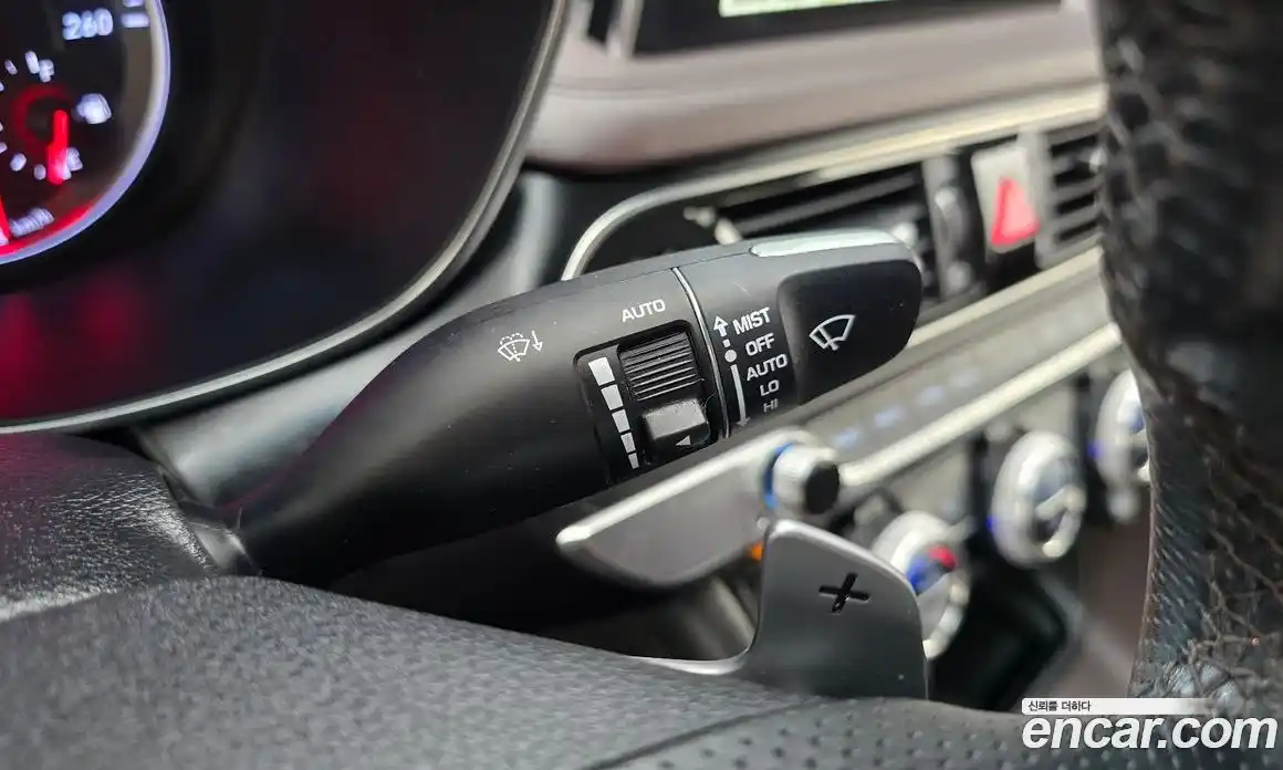 Genesis G70 2019 2.0 автомат (гидро), фото 16