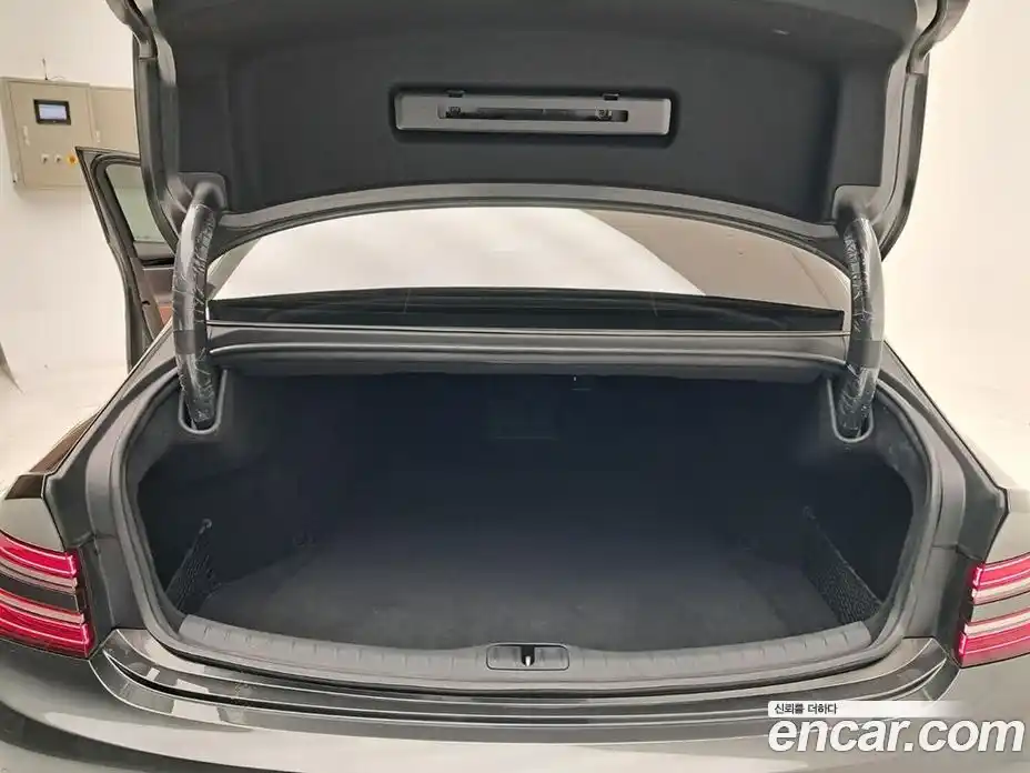 Genesis G80 2023 2.5 автомат (гидро), фото 18