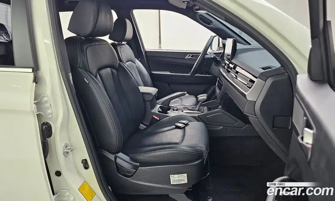 SsangYong Rexton 2024 2.2 автомат (гидро), фото 11