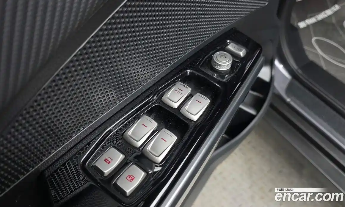 SsangYong TIBOLI 2019 1.6 автомат (гидро), фото 13
