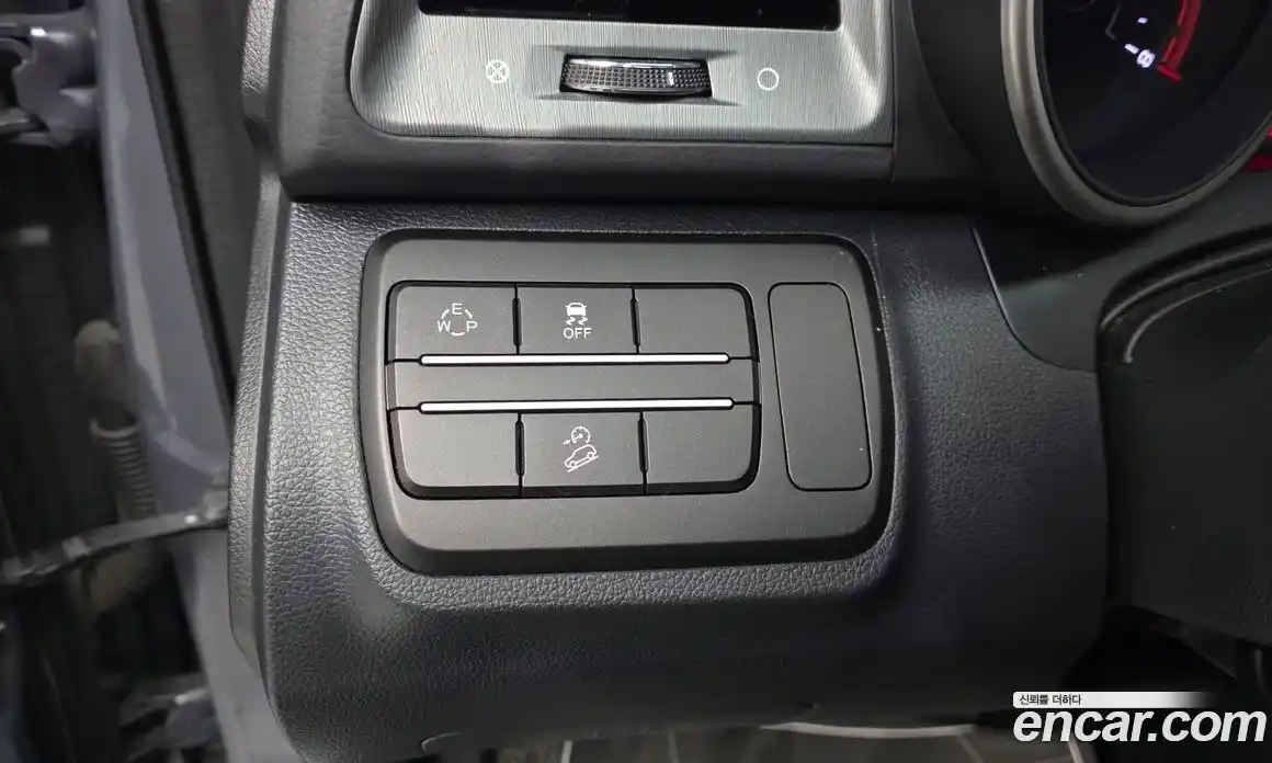 SsangYong TIBOLI 2019 1.6 автомат (гидро), фото 14