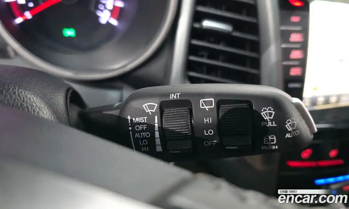 SsangYong TIBOLI 2019 1.6 автомат (гидро), фото 16